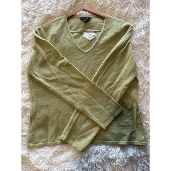 Ann Taylor Cashmere Sweater XL GreenV-Neck Soft Knit Preppy Winter NWT - Picture 1 of 4